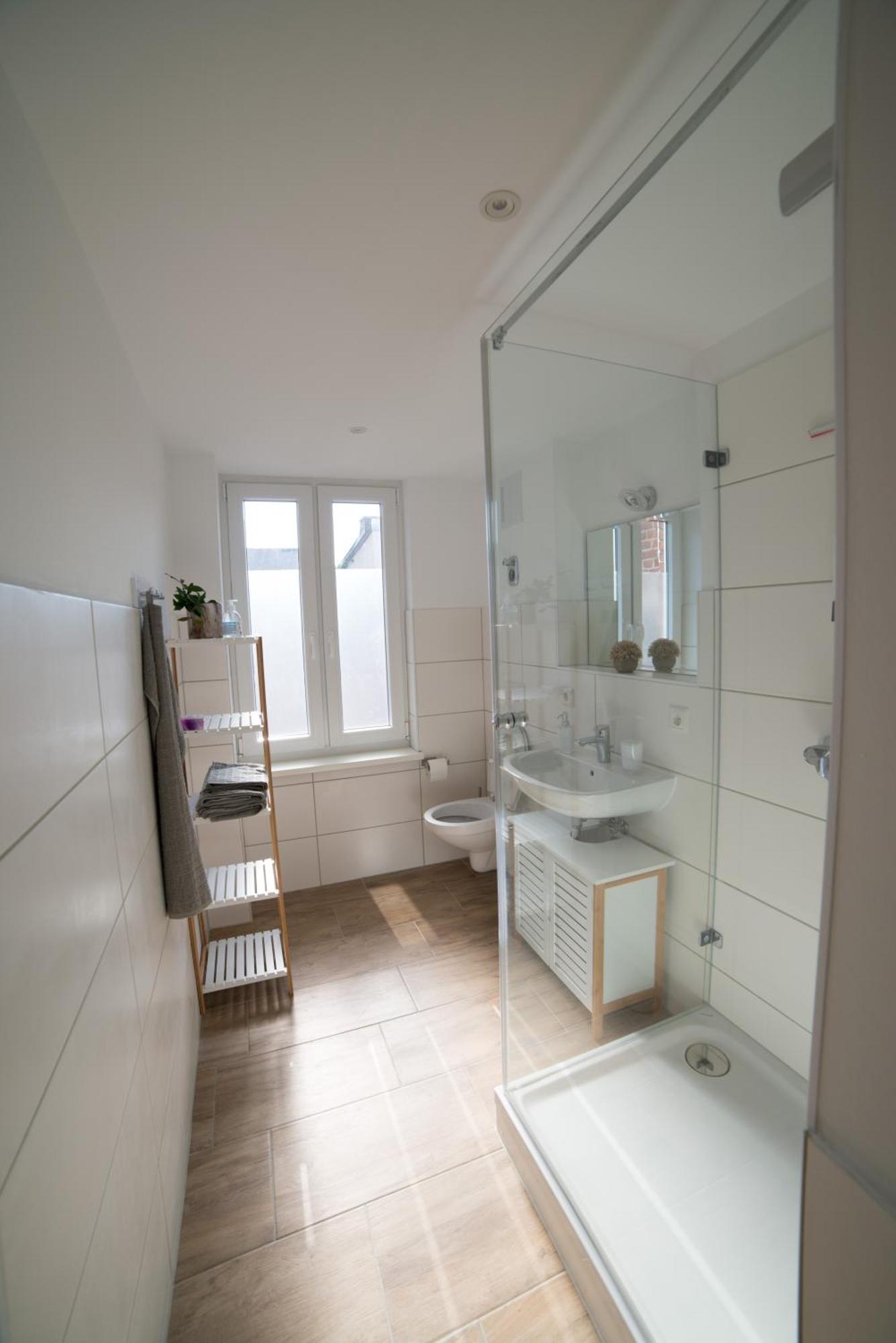 Schoene Ferienwohnung 54 M², Zentrumsnah, Kingbett Erfurt Eksteriør bilde