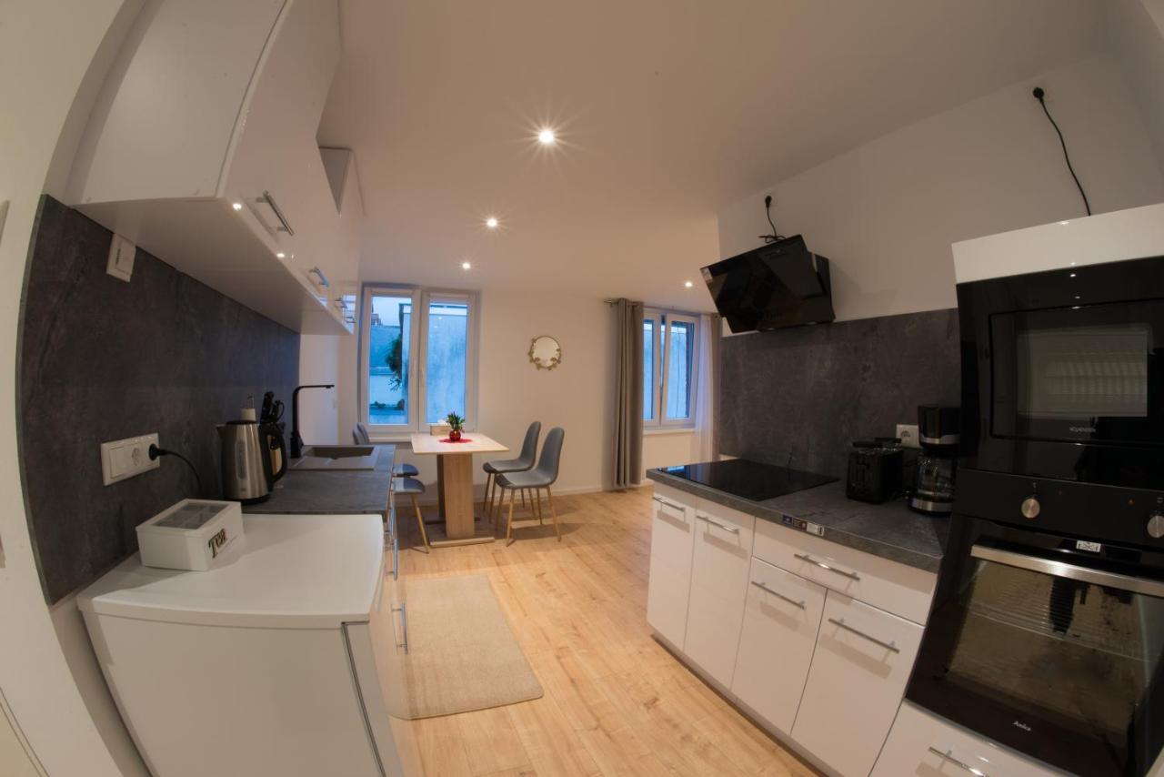 Schoene Ferienwohnung 54 M², Zentrumsnah, Kingbett Erfurt Eksteriør bilde