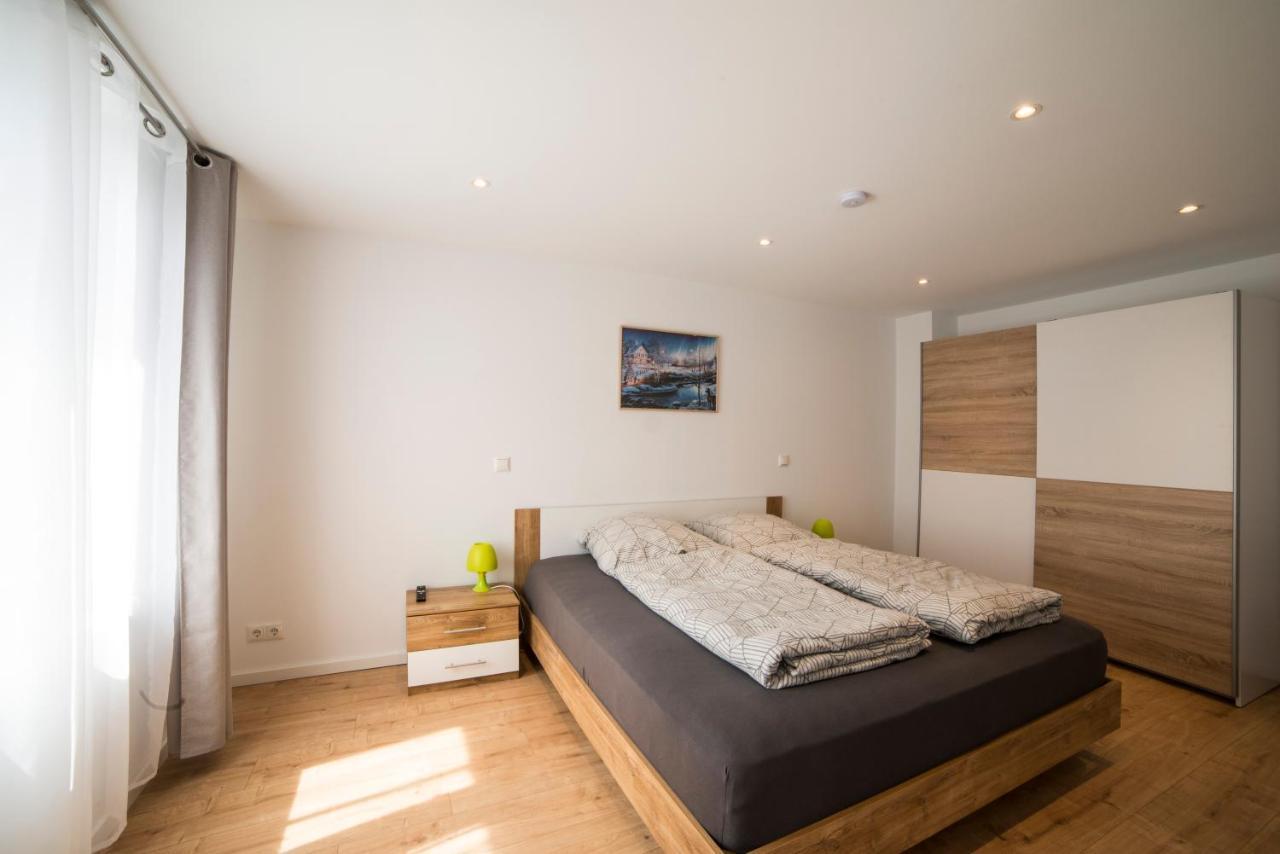 Schoene Ferienwohnung 54 M², Zentrumsnah, Kingbett Erfurt Eksteriør bilde