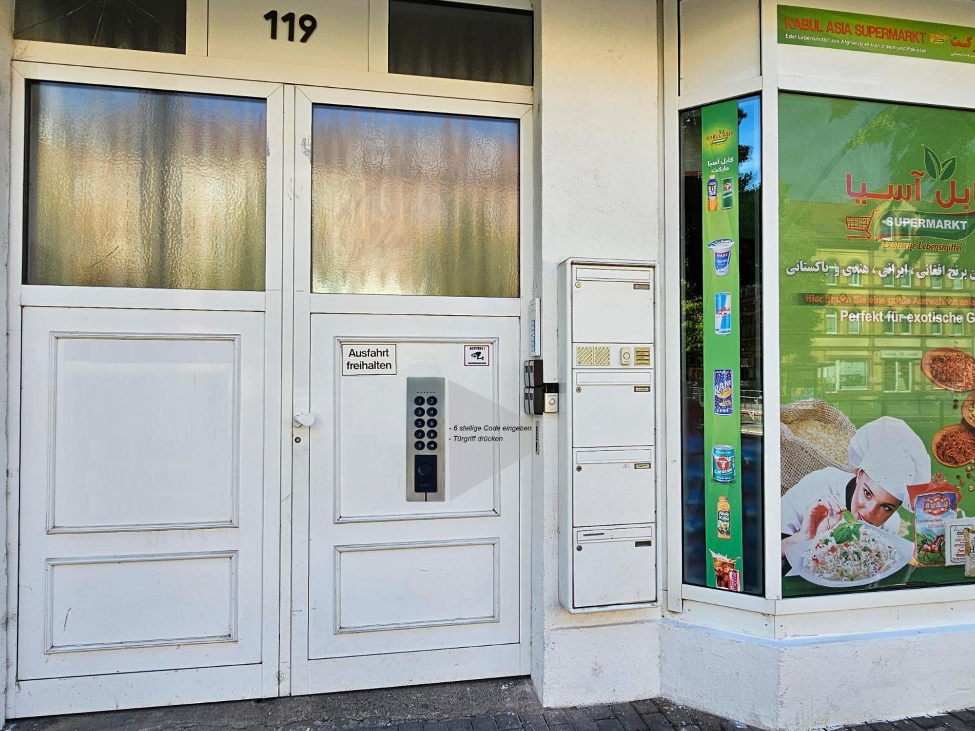 Schoene Ferienwohnung 54 M², Zentrumsnah, Kingbett Erfurt Eksteriør bilde